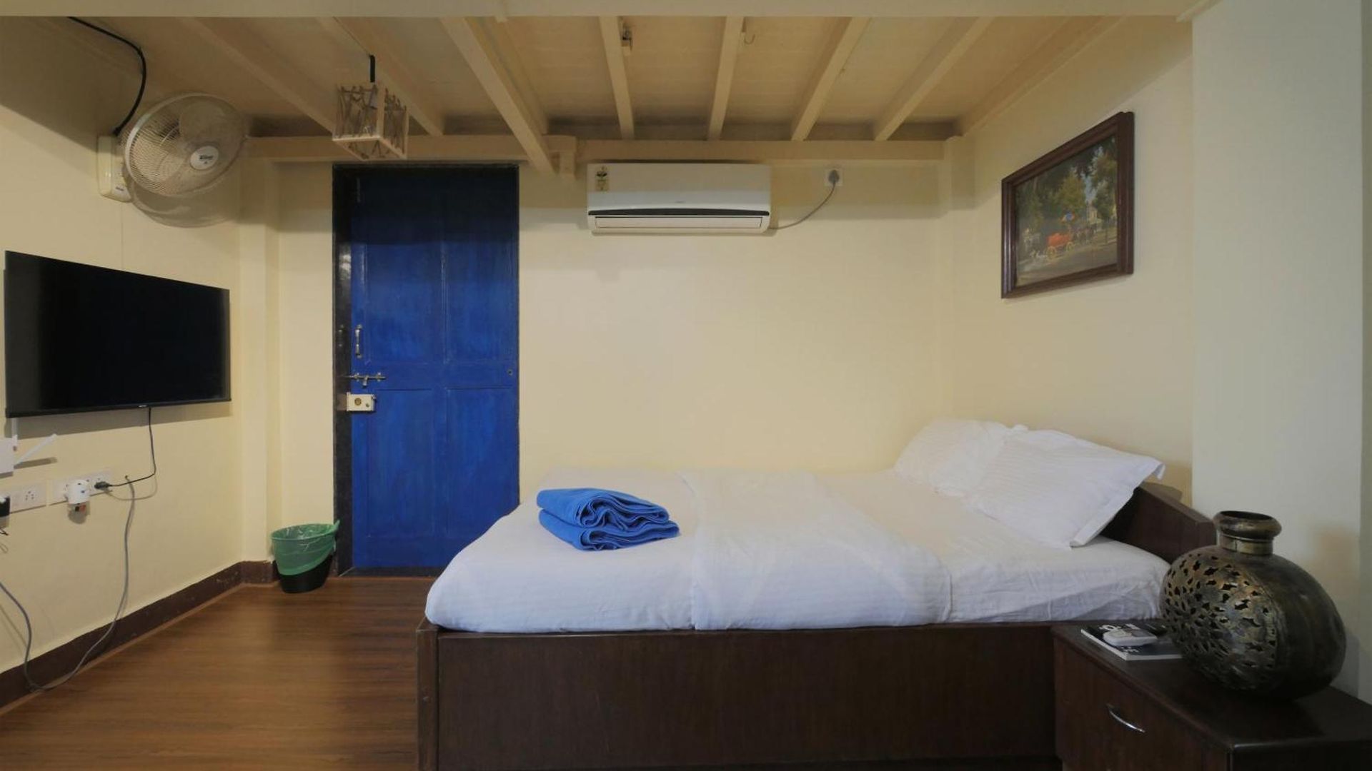 Ranger Apartment *