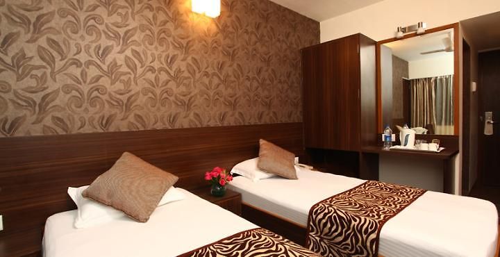 By Maharana Hostel Mumbai