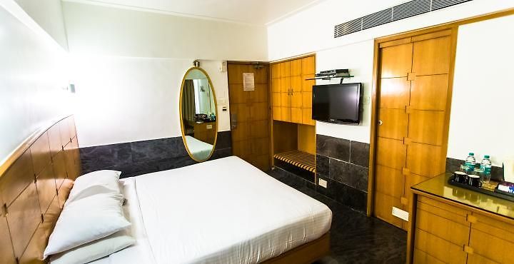 Hotel Ramee Guestline Khar 3*