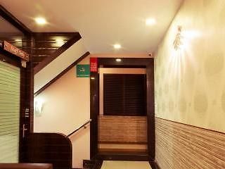 Fabhotel The Adore Palace Hotel 3*