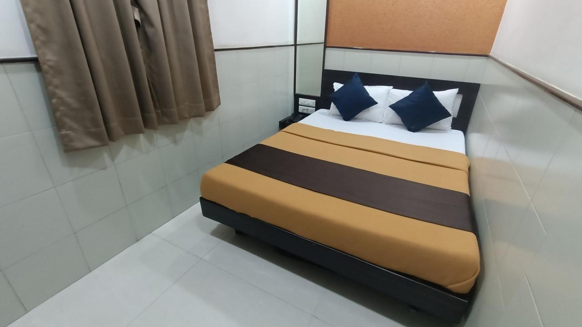 Triton Sion - Near Us Embassy - Near Bkc Hotel 2*