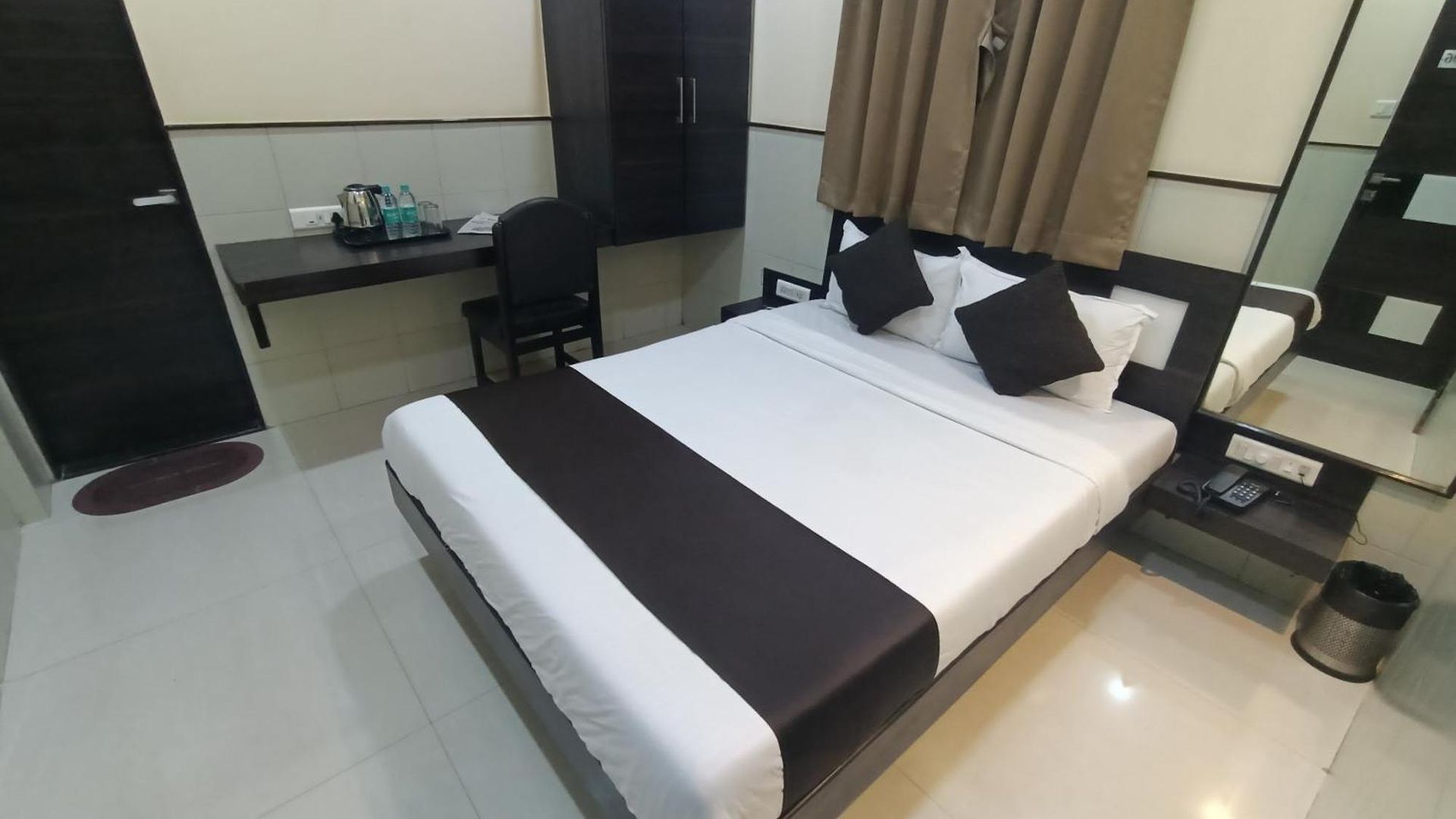 Triton Sion - Near Us Embassy - Near Bkc 2* Mumbai