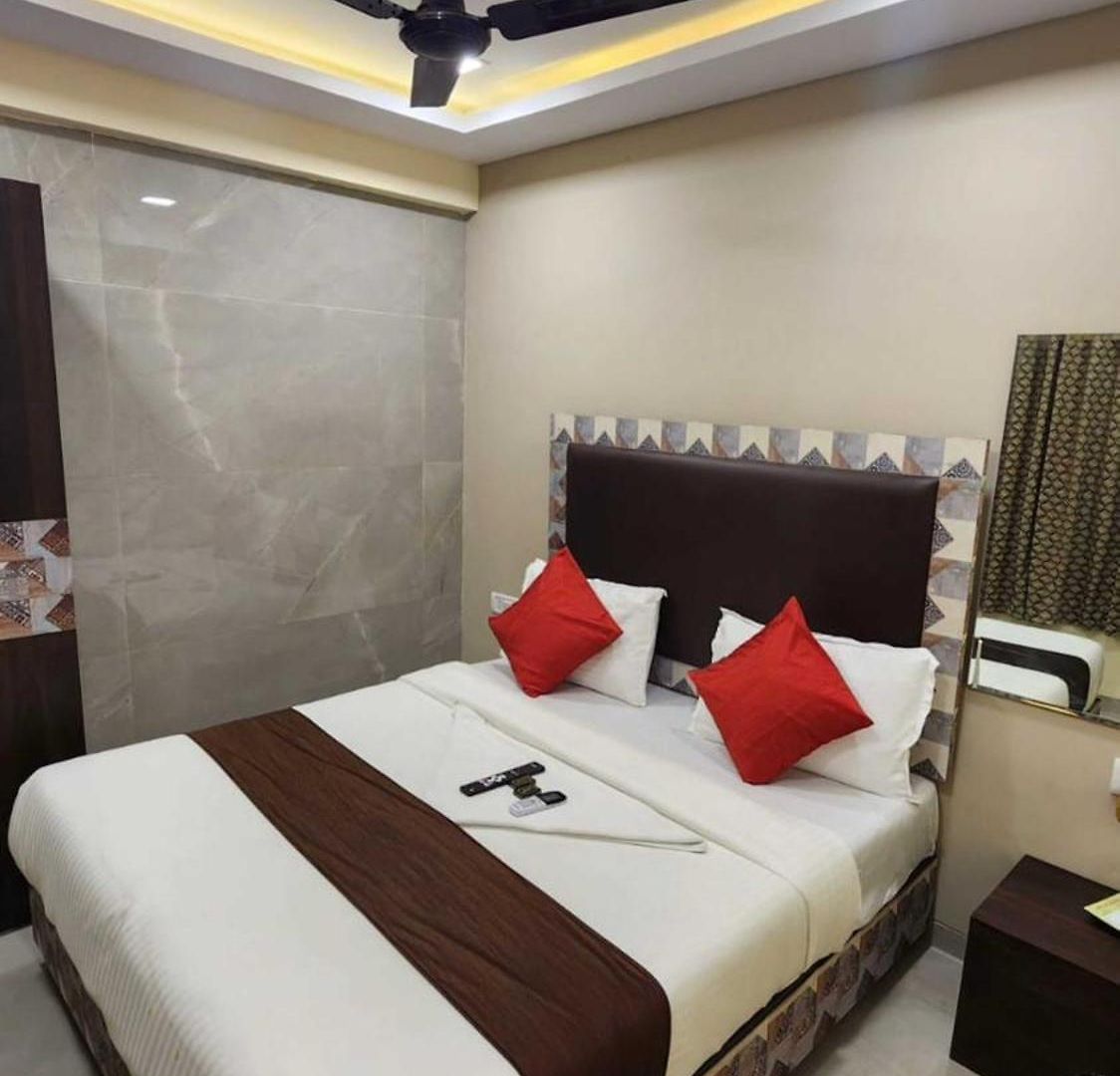 Vaithi Residency - Andheri West Mumbai