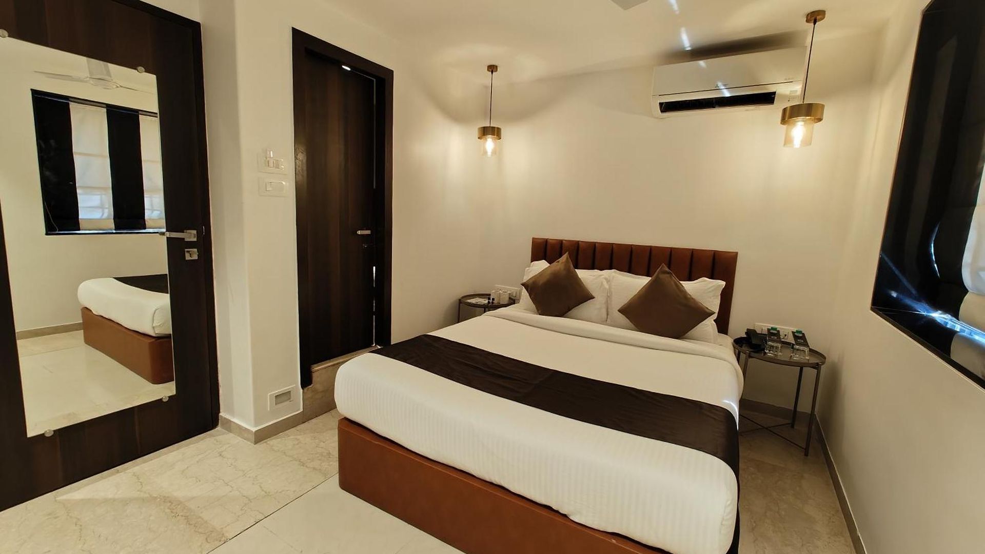 Hotel The Majlis - Colaba 3*