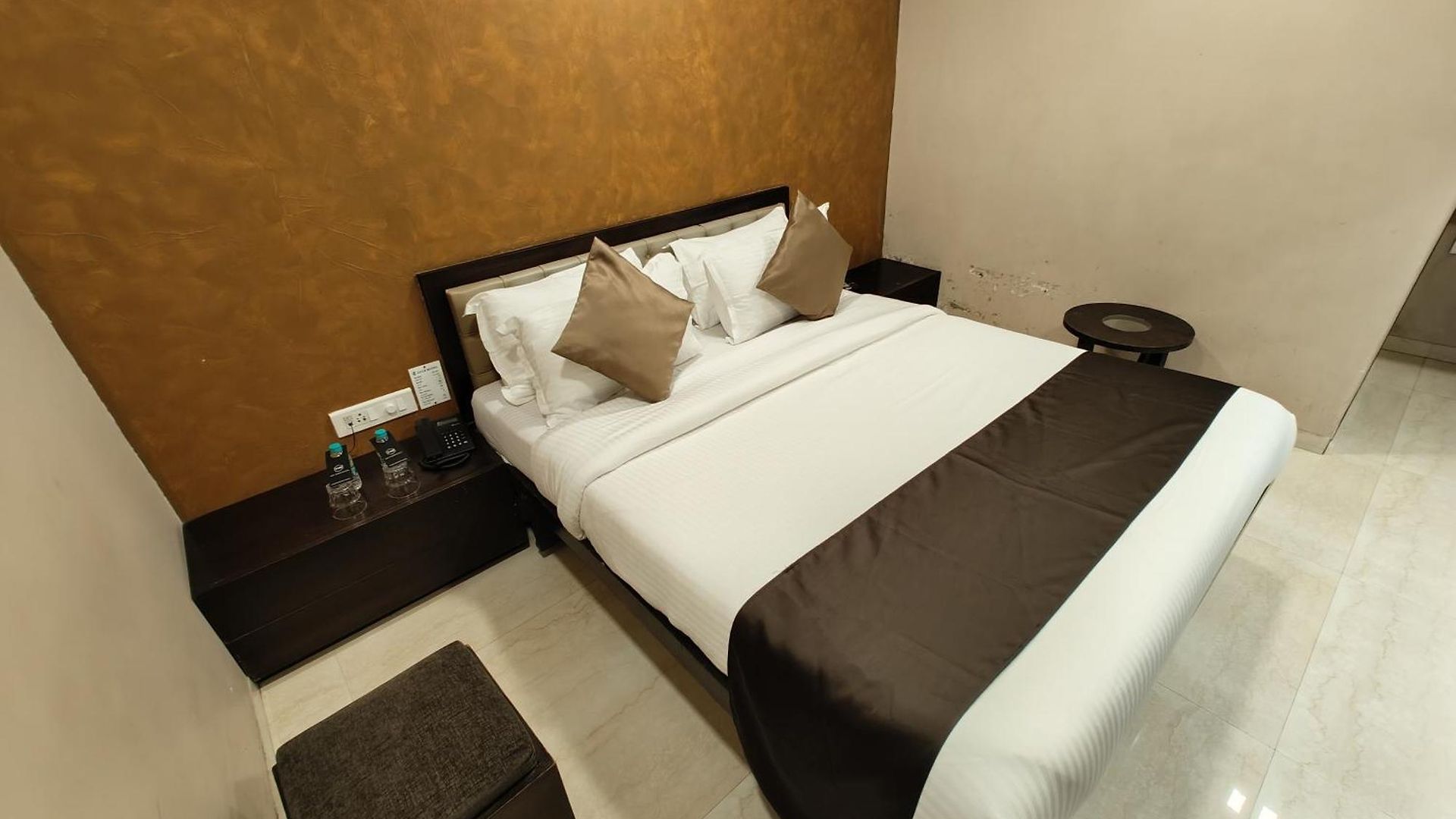 Hotel The Majlis - Colaba 3*
