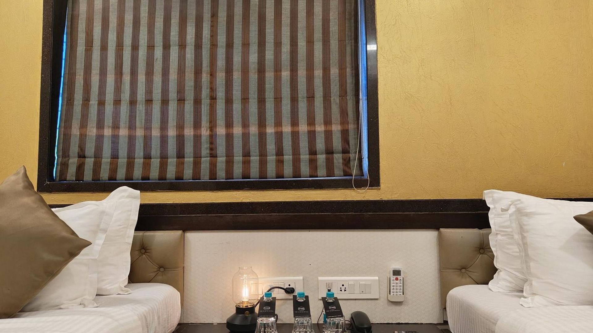 The Majlis - Colaba Hotel Mumbai