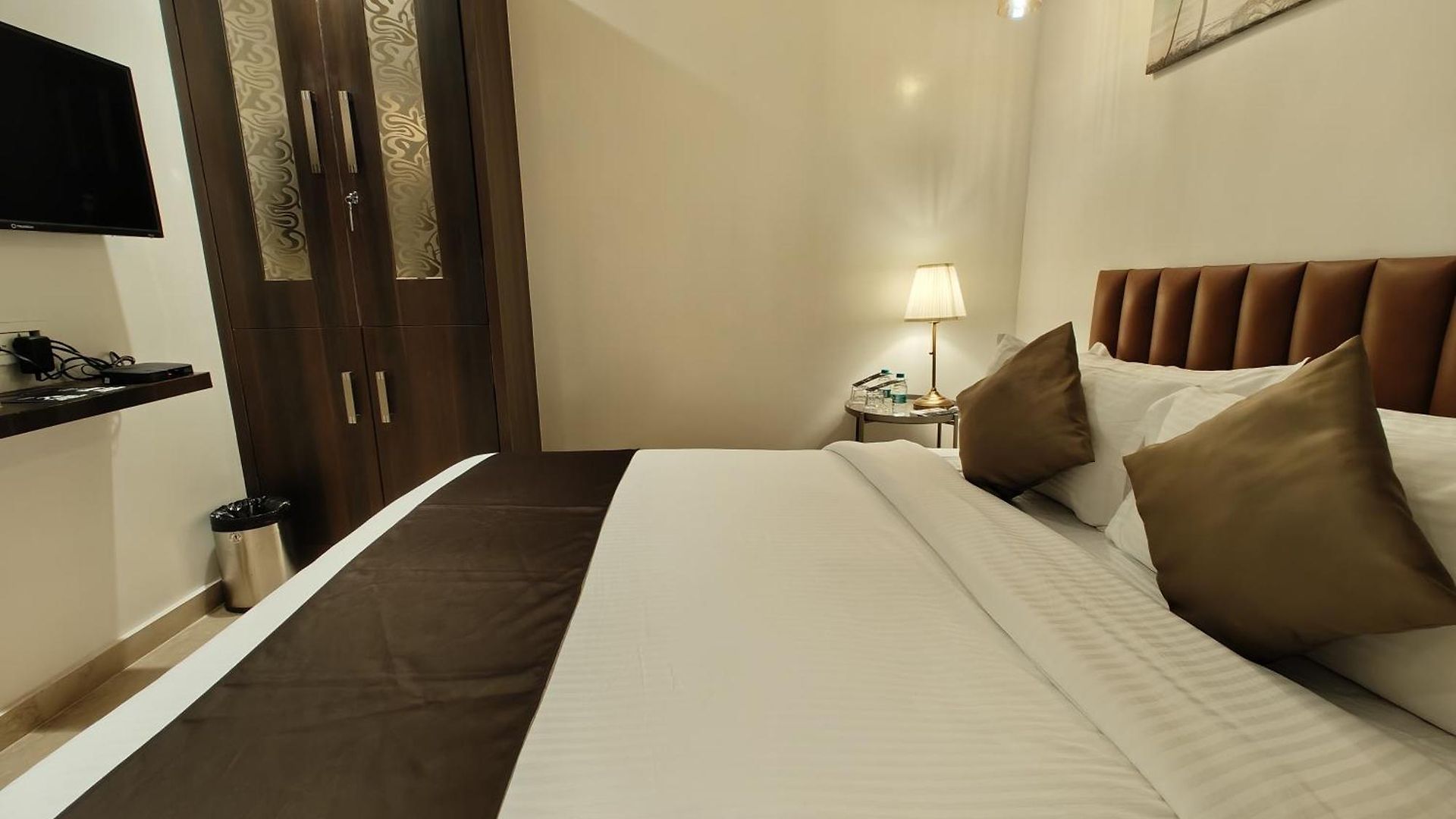 Hotel The Majlis - Colaba 3*