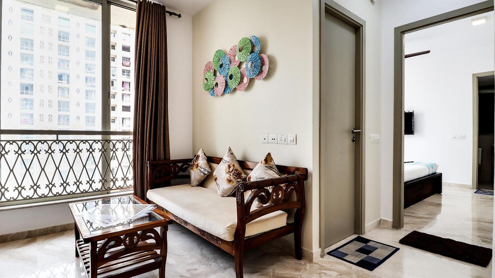 Oyo Elegant Hiranandani Guest house