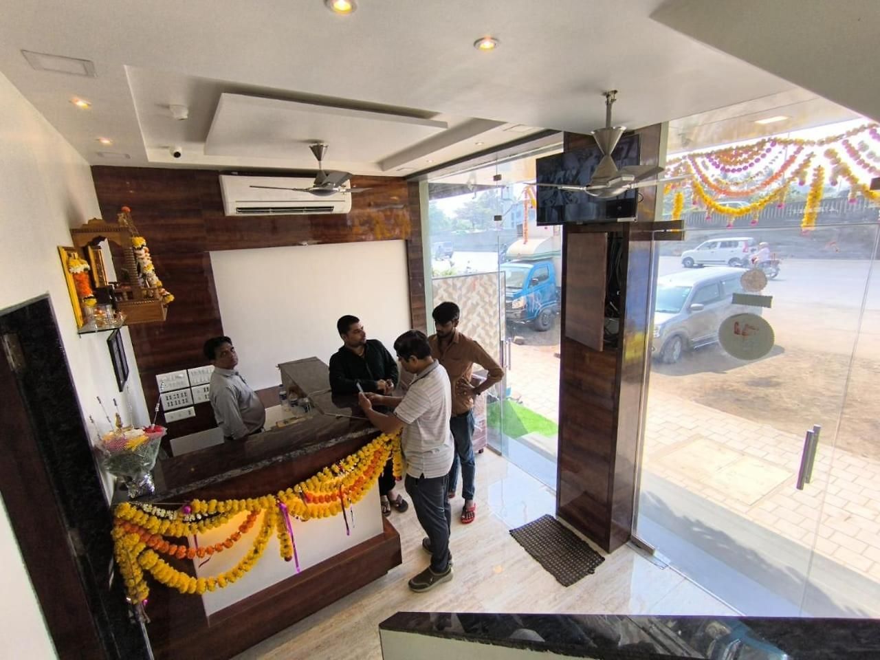 Hotel Sapna & Boarding Mumbai