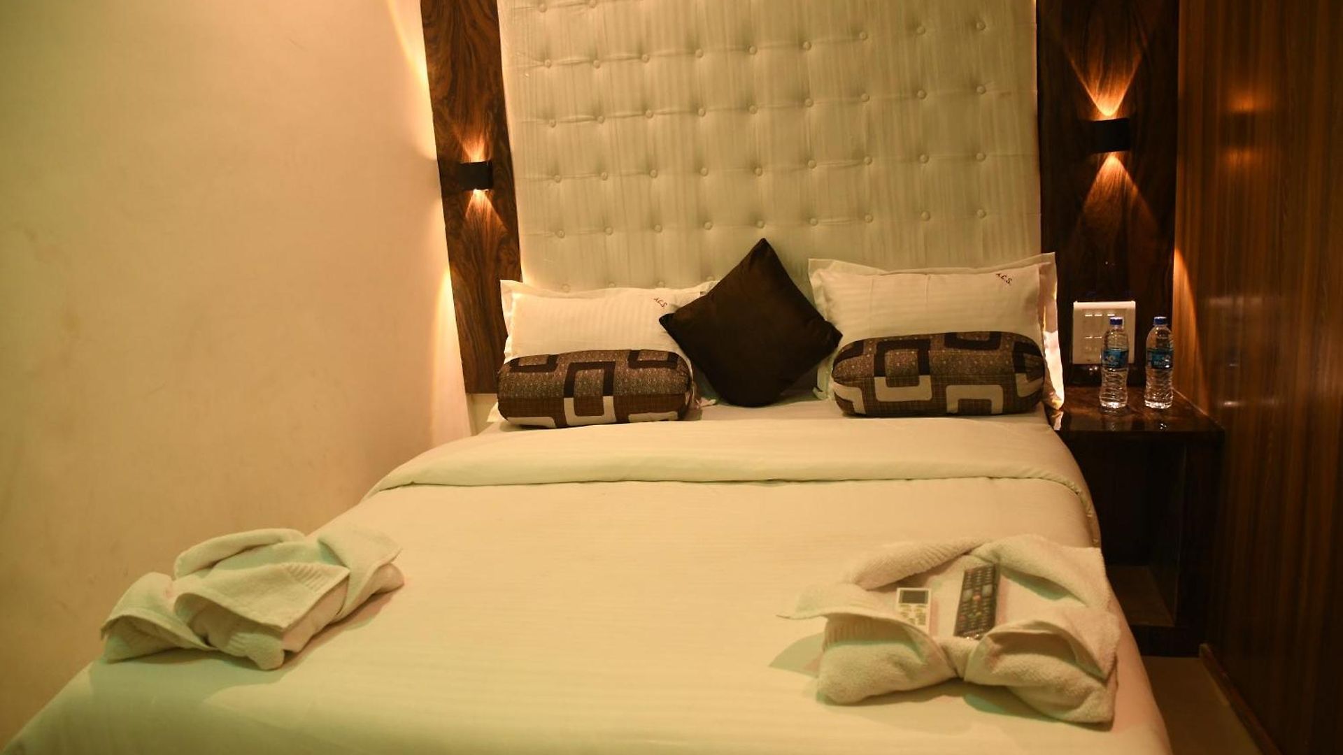 Hostel Airport Near T2 *