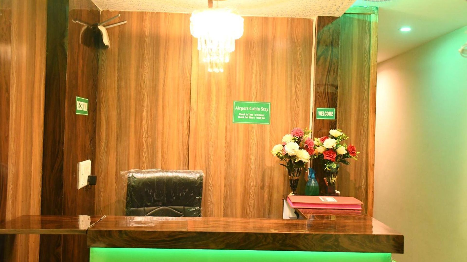 Airport Near T2 Hostel *