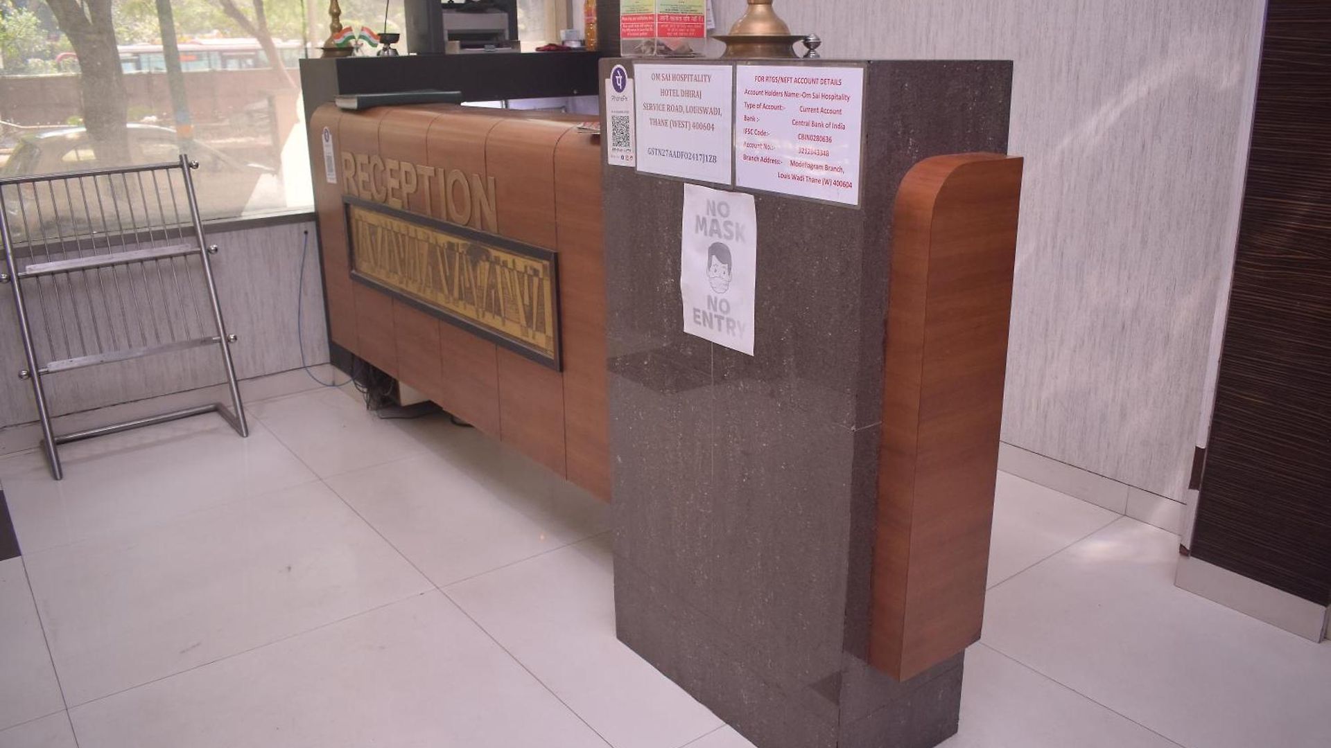 Dhiraj Hotel 3*