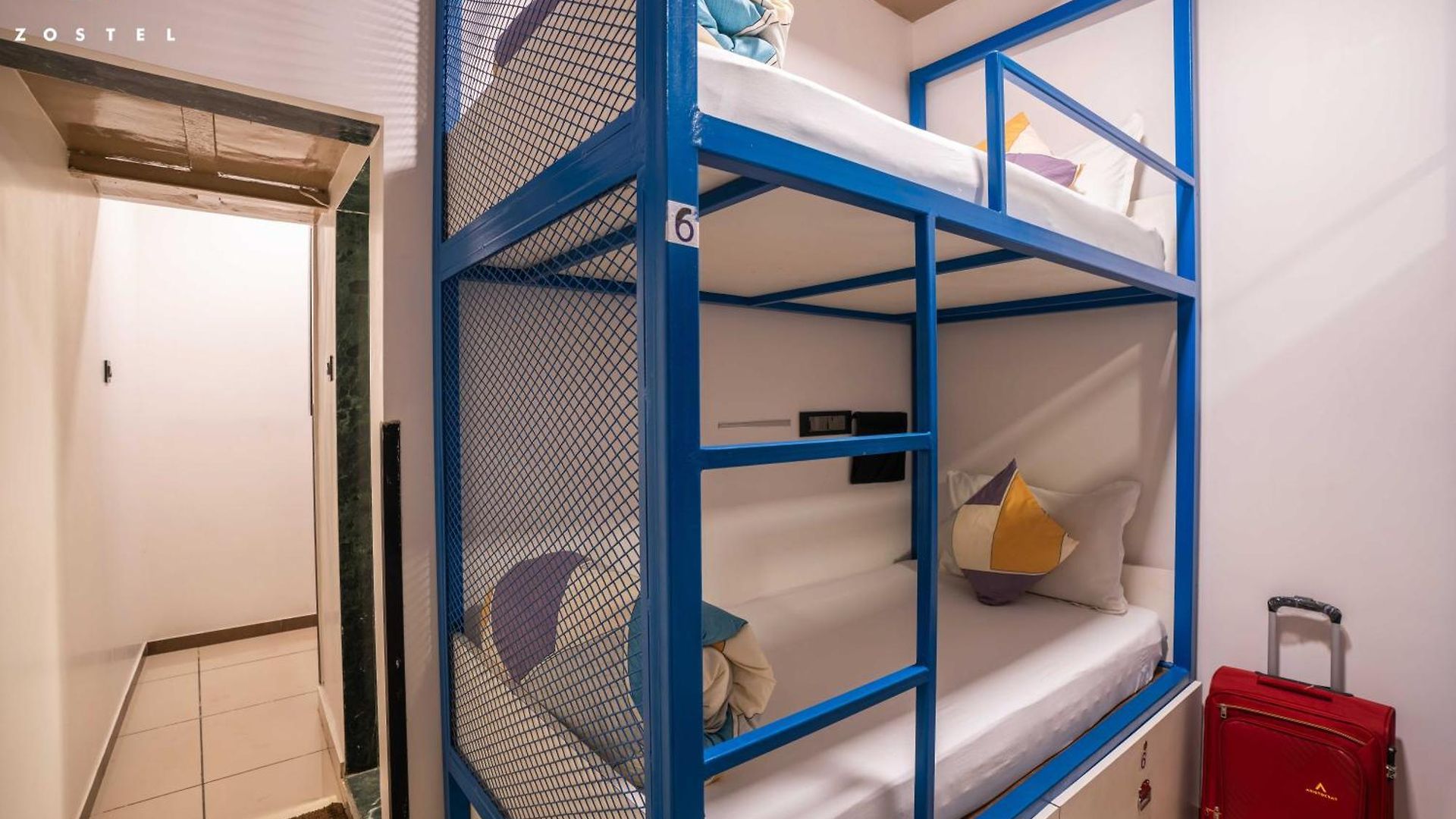 Hostel Zostel