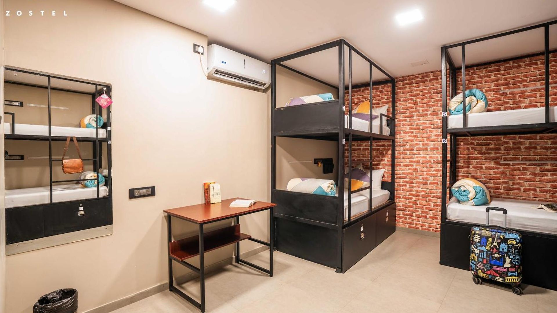 Hostel Zostel