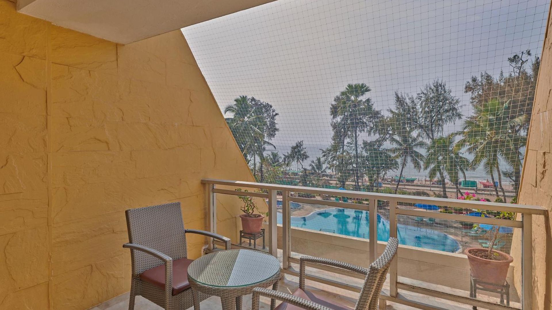 Resort The Mumbai