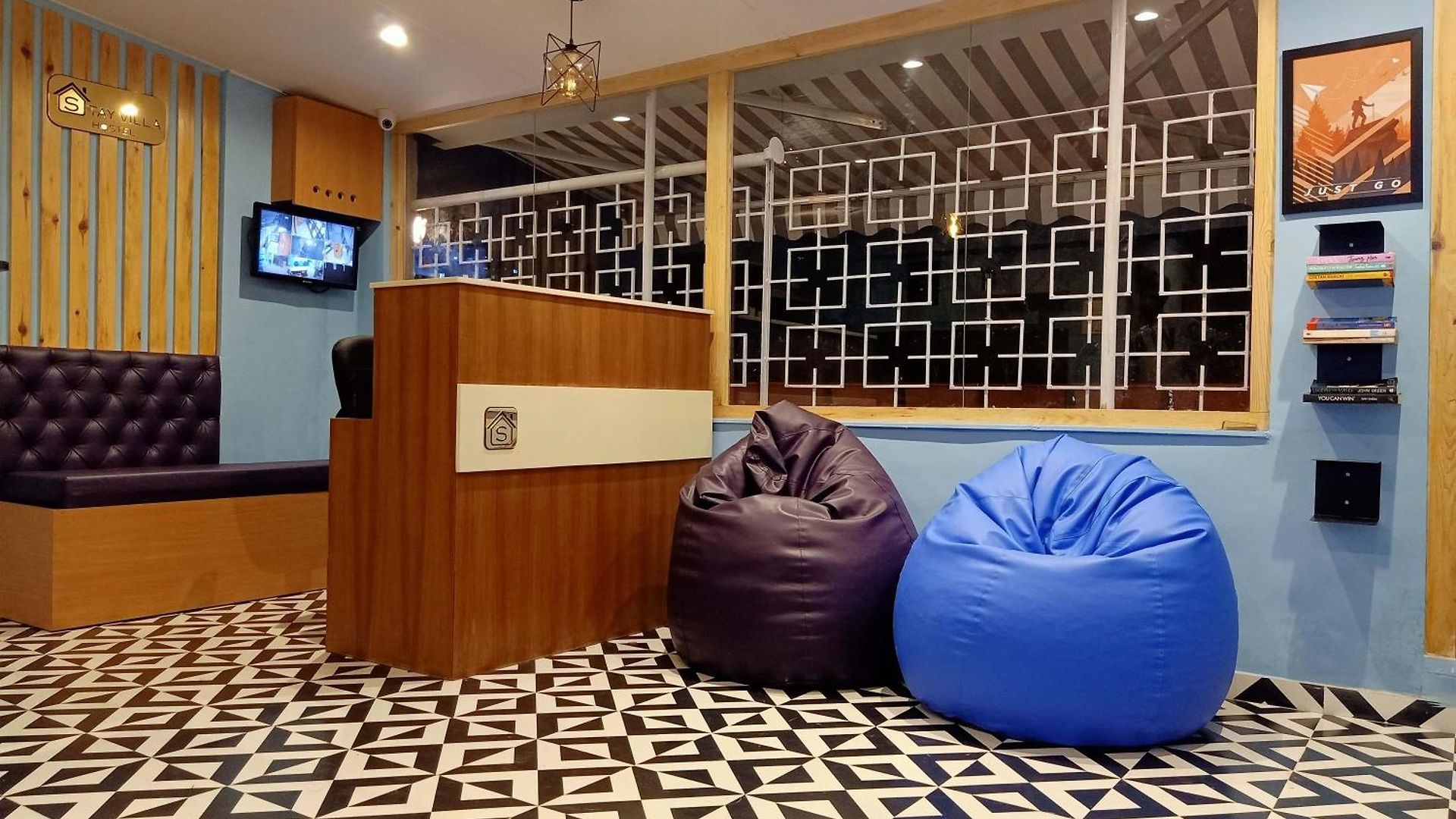 Stayvilla Hostel