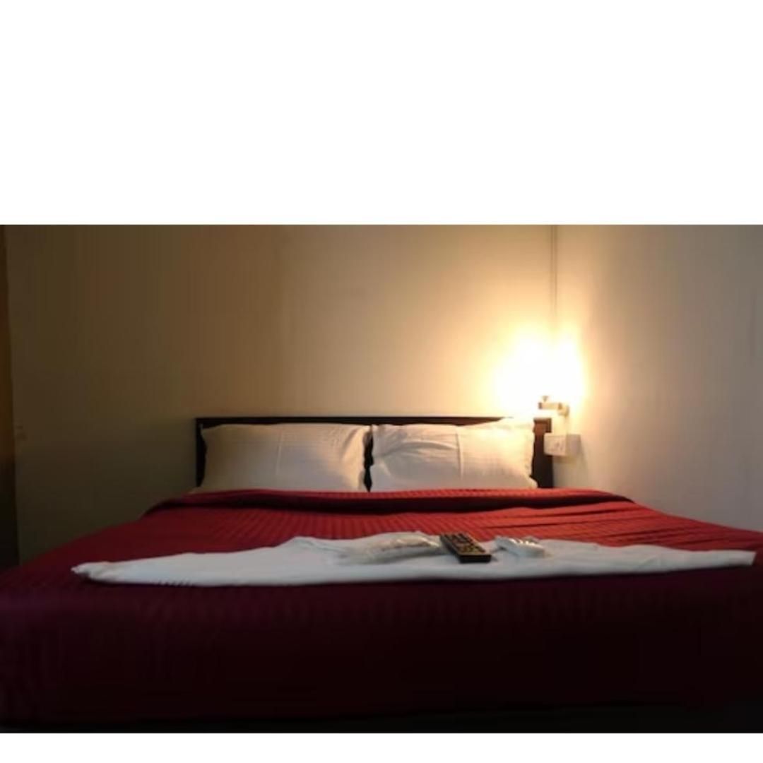 Hotel Saffron Inn 3*