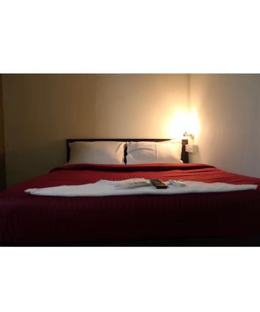 Hotel Saffron Inn