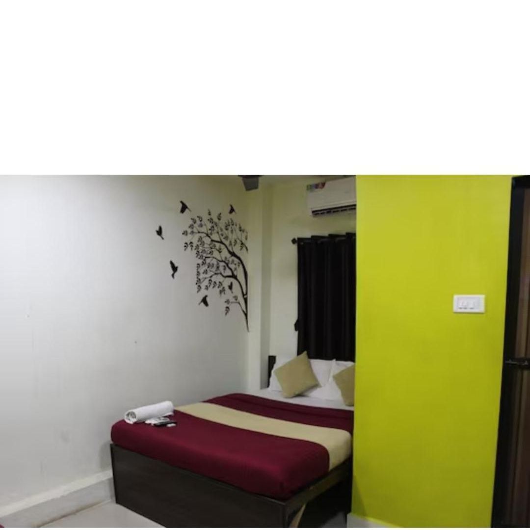 Hotel Saffron Inn Hotel