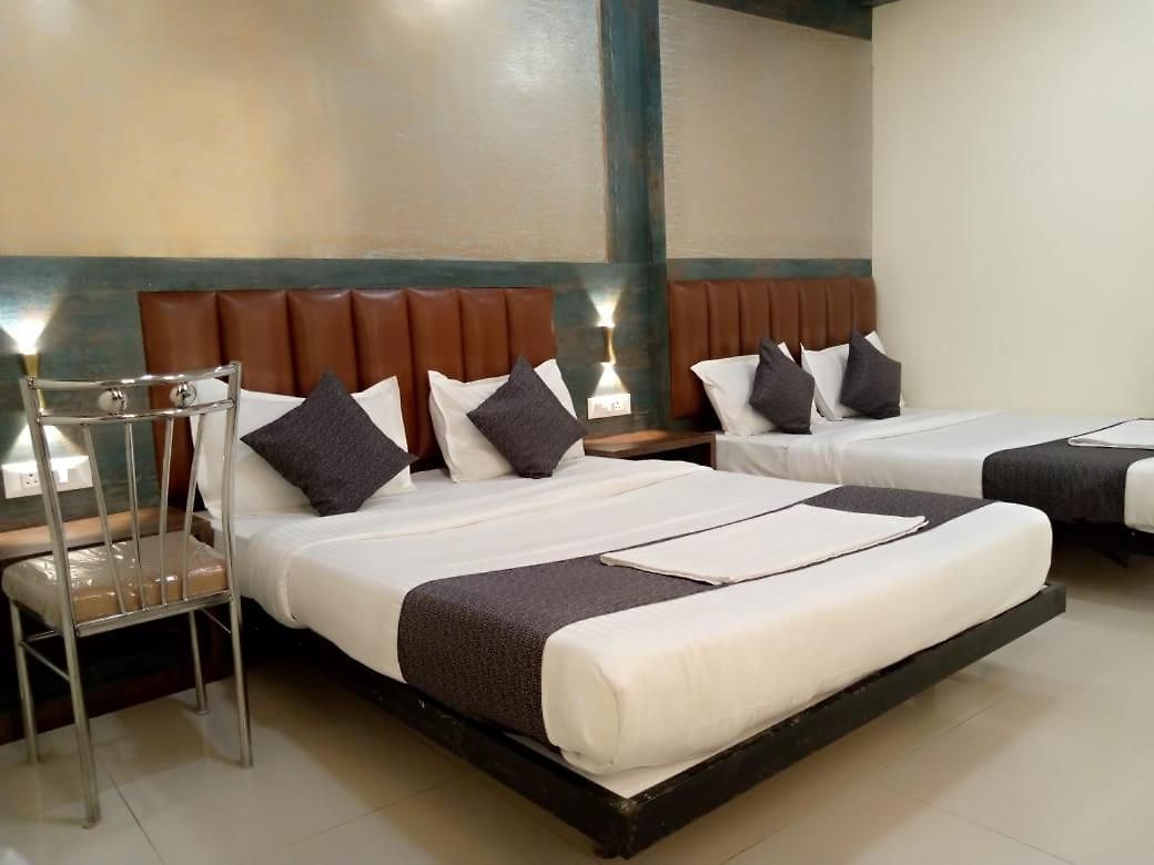 Hotel Tri