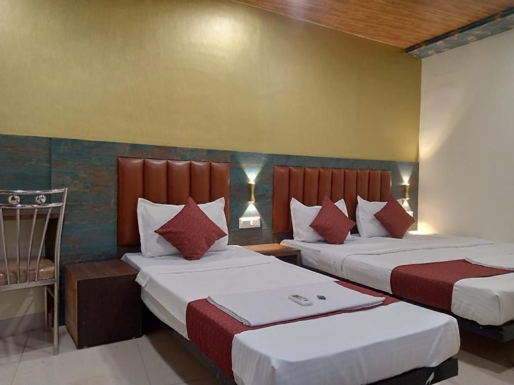 Hotel Tri Mumbai