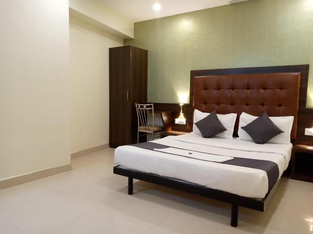 Hotel Tri
