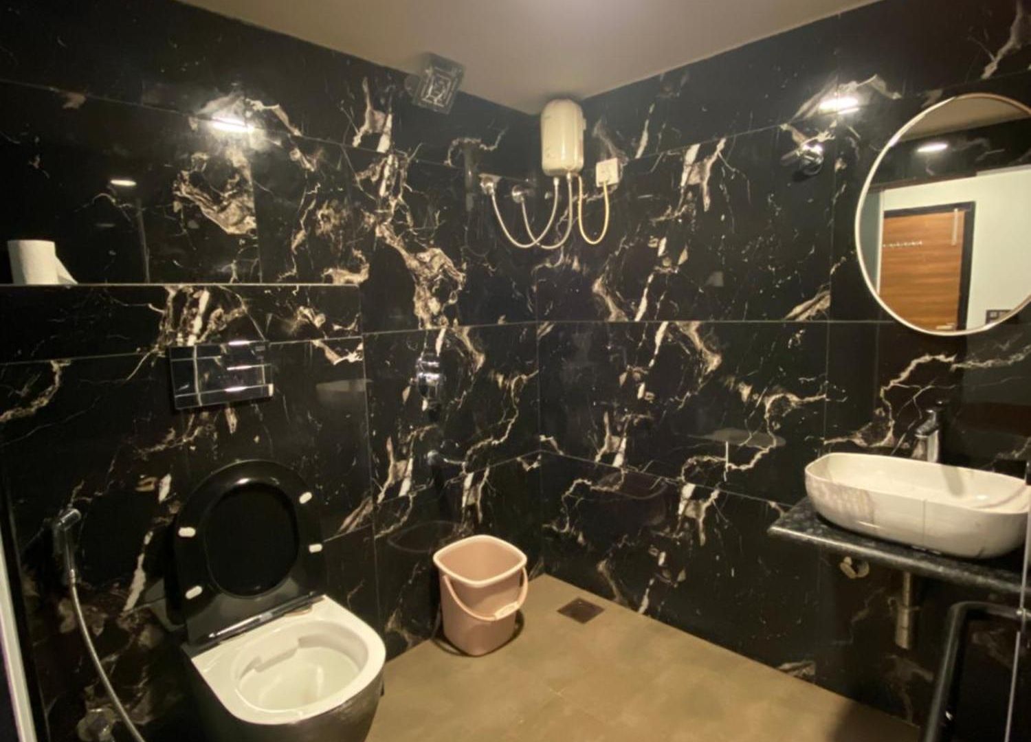 Hotel 97 Inn- Andheri Versova