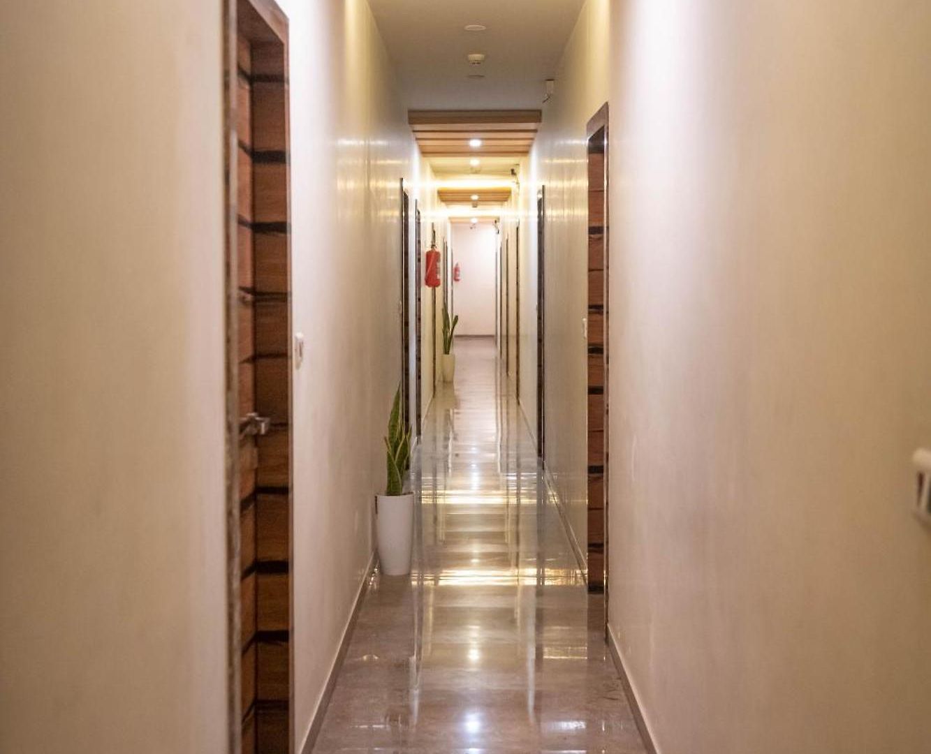 Hotel Royce Executive Near Us Consulate, Bandra Kurla Complex Mumbai