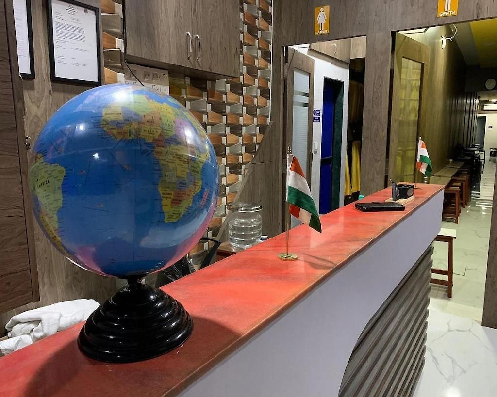 Neenava Asalpha Hostel Mumbai