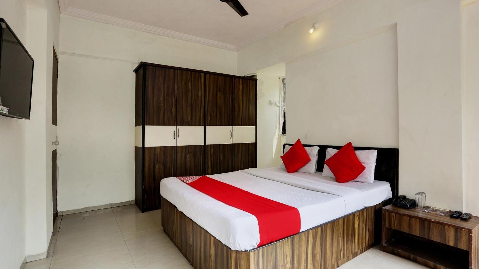 Collection O Lokhandwala Andheri West Mumbai Formerly Lalsai Residency 4*