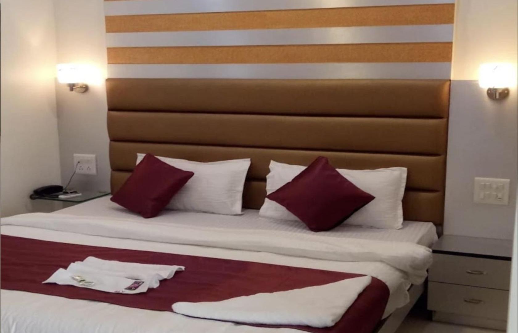 Flagship 83490 Hotel Bently Palace Hotel Mumbai