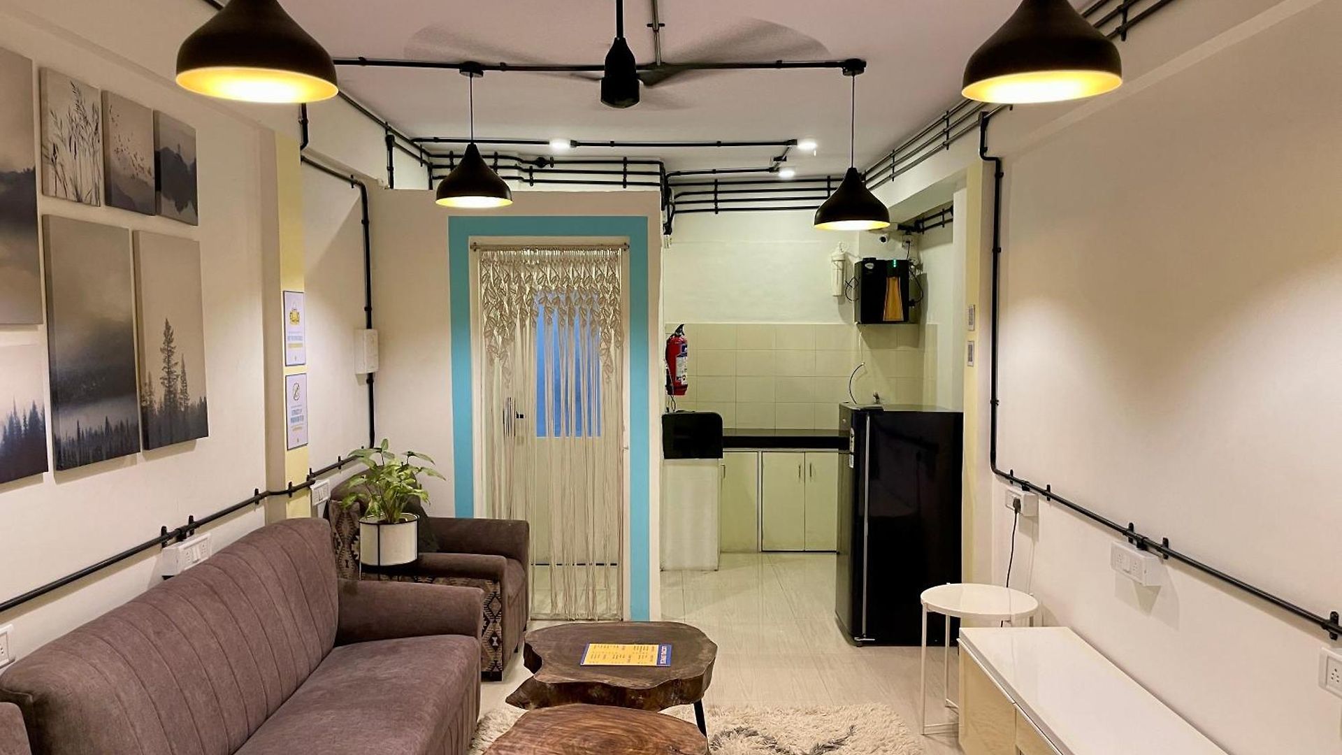 Hostel Locomo Hostel Express - Stay Work Eat *