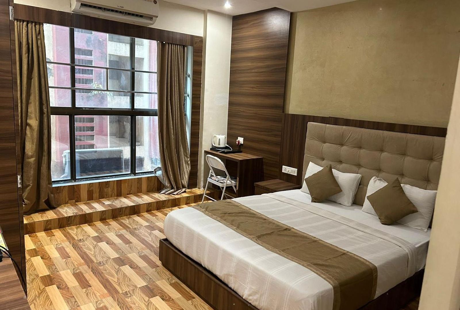 Bkc Mannat 3*