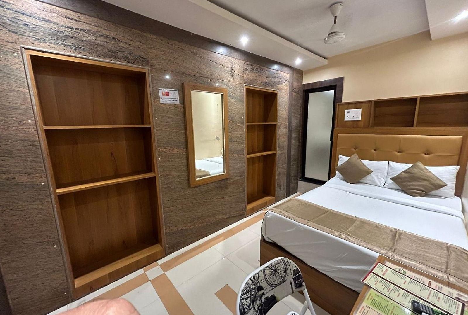 Hotel Bkc Mannat 3*