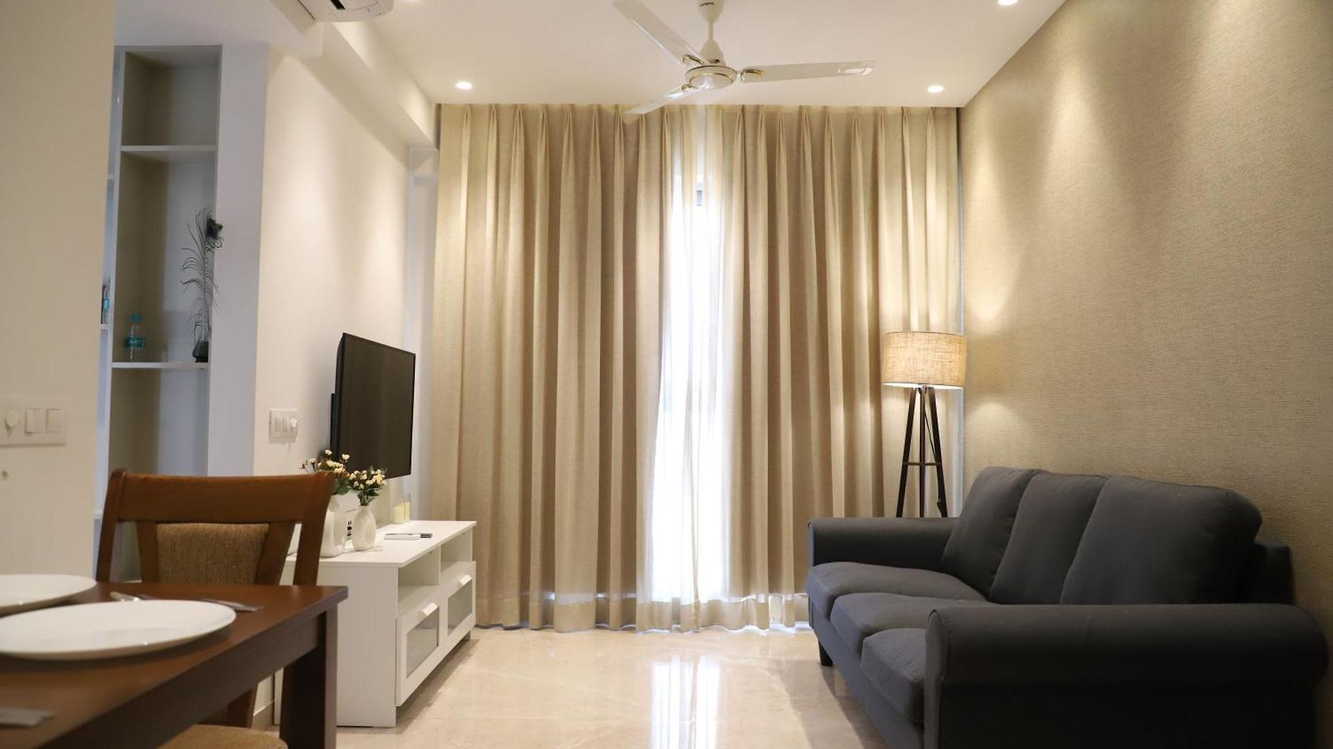 Zenia Luxury Suites And Serviced Aparthotel *