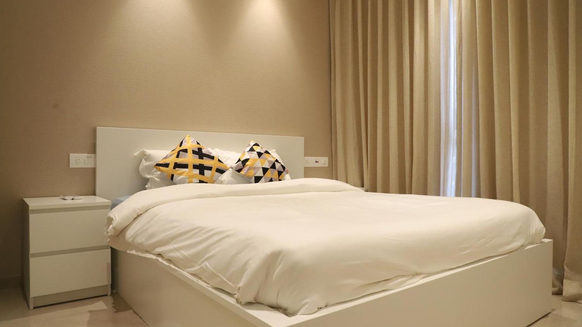 Aparthotel Zenia Luxury Suites And Serviced Mumbai