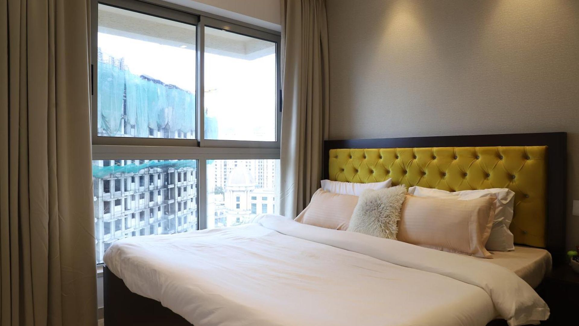 Aparthotel Zenia Luxury Suites And Serviced *