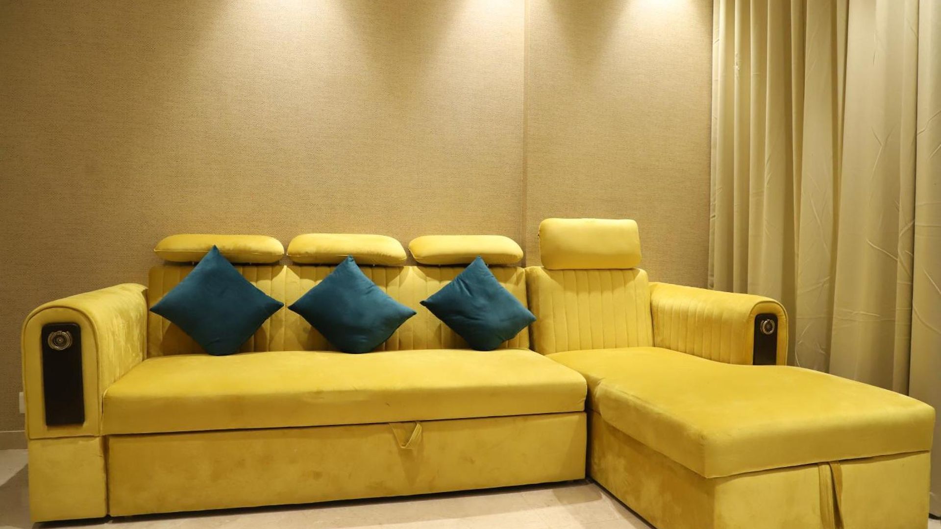 Zenia Luxury Suites And Serviced Aparthotel *