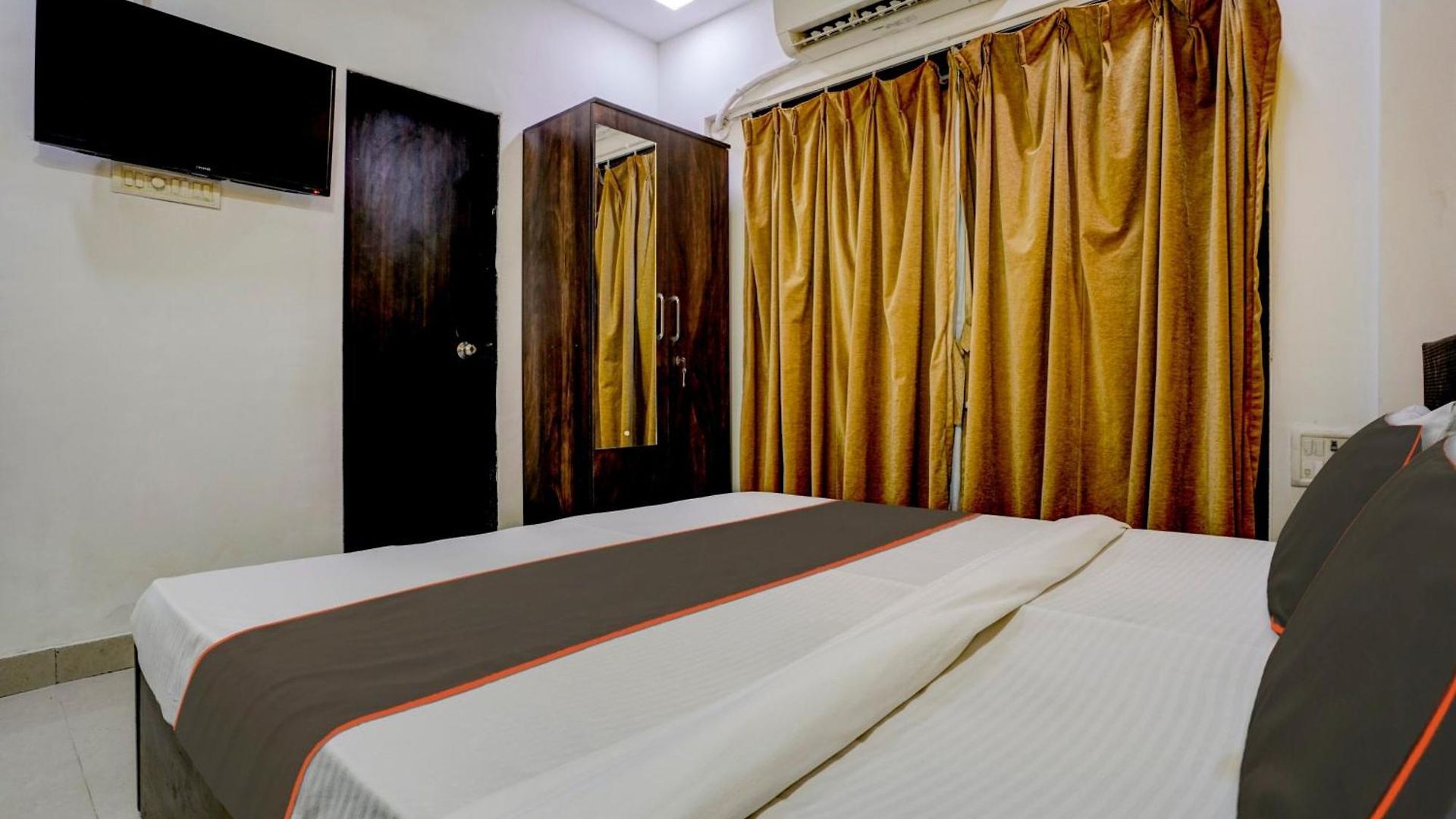 Rio Corporate House Hotel 3*