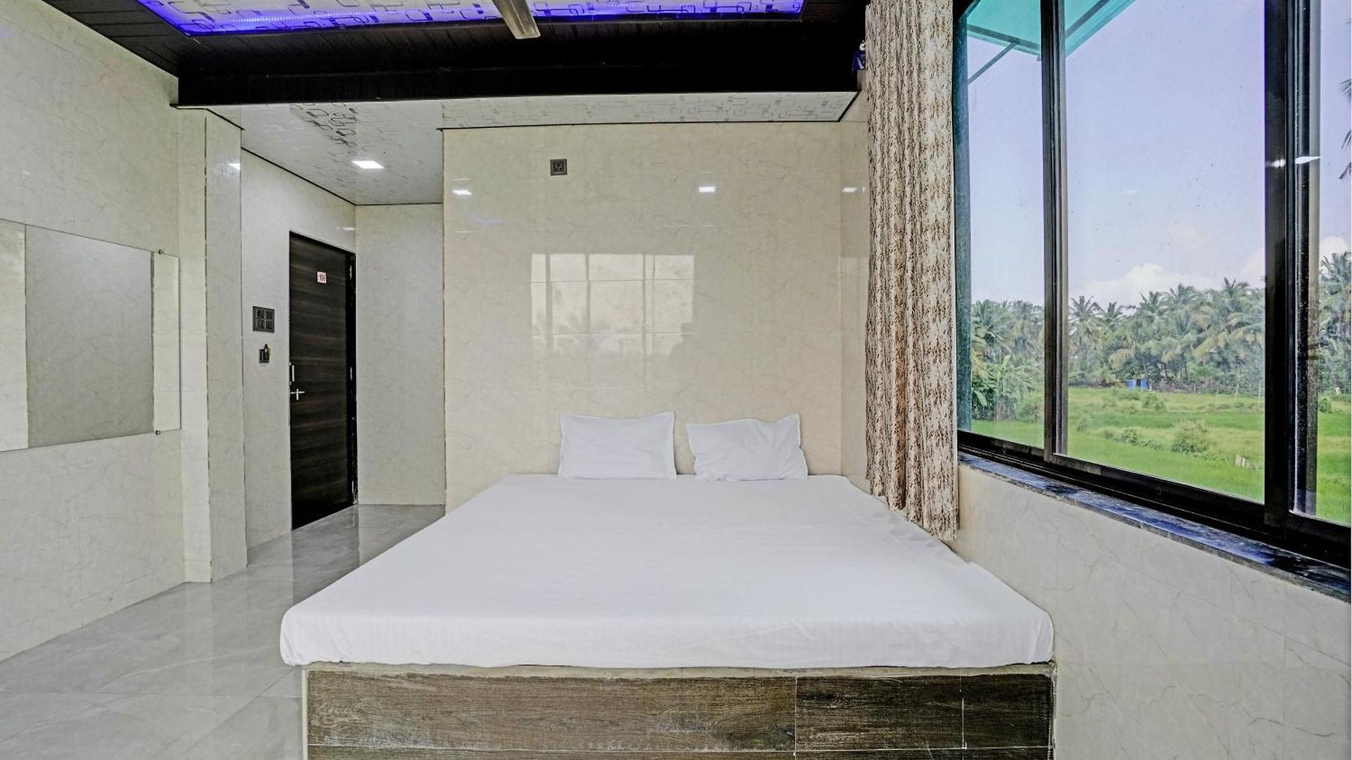 Spot On Relax Farm House Hotel 3*