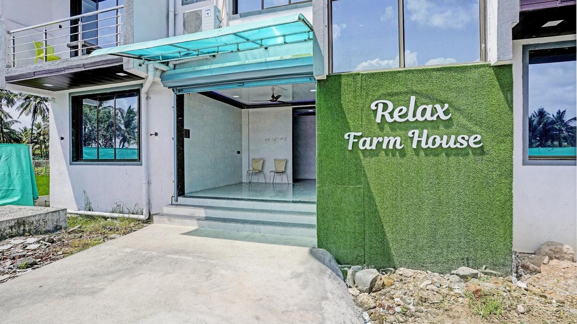 Spot On Relax Farm House 3* Mumbai
