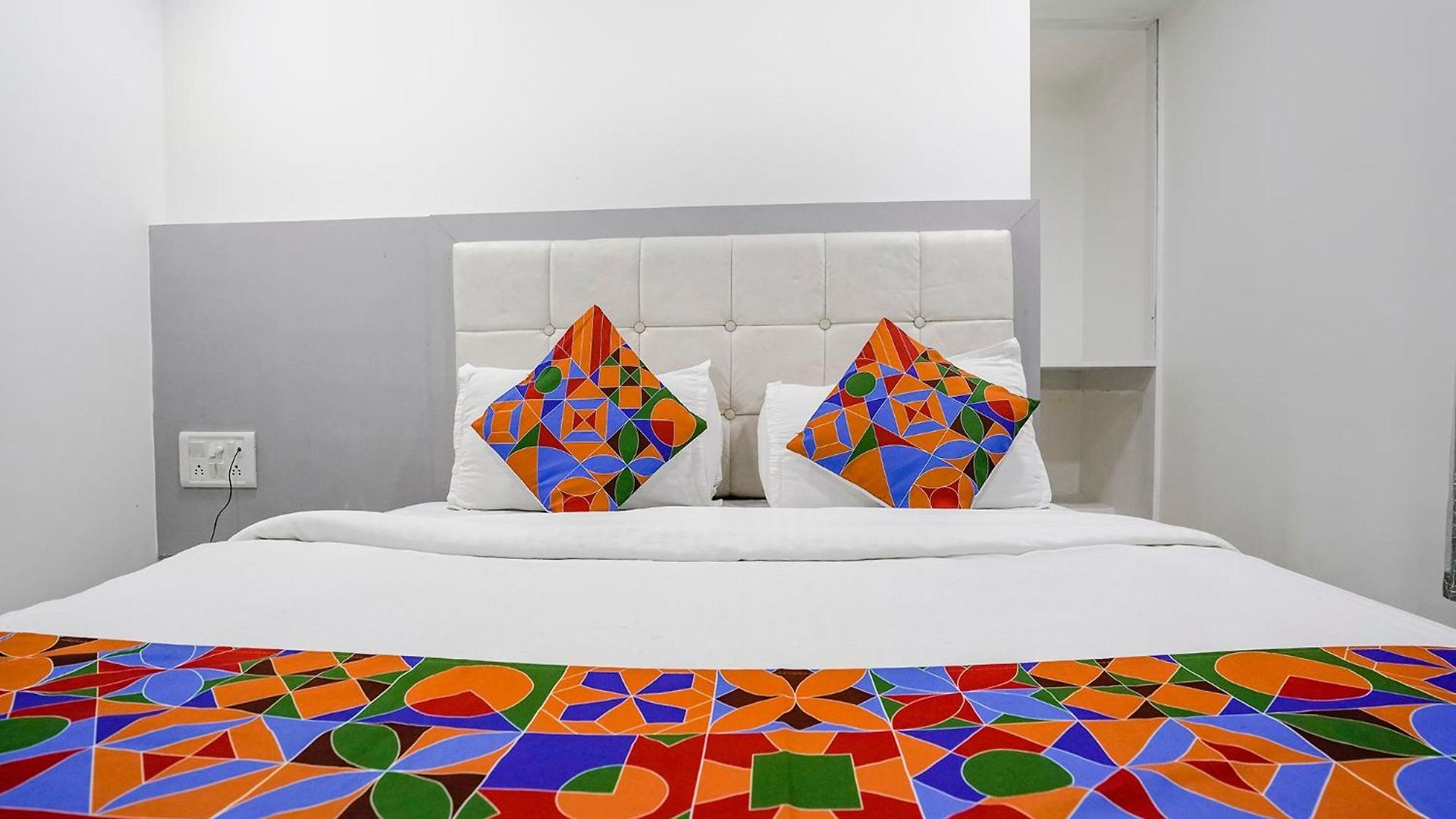 Hotel Via Park Residency