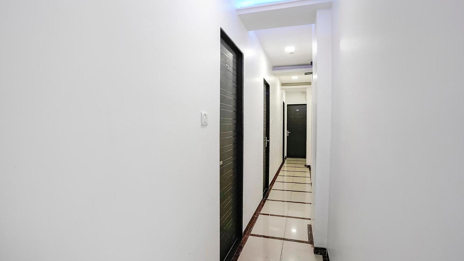 Hotel Via Park Residency