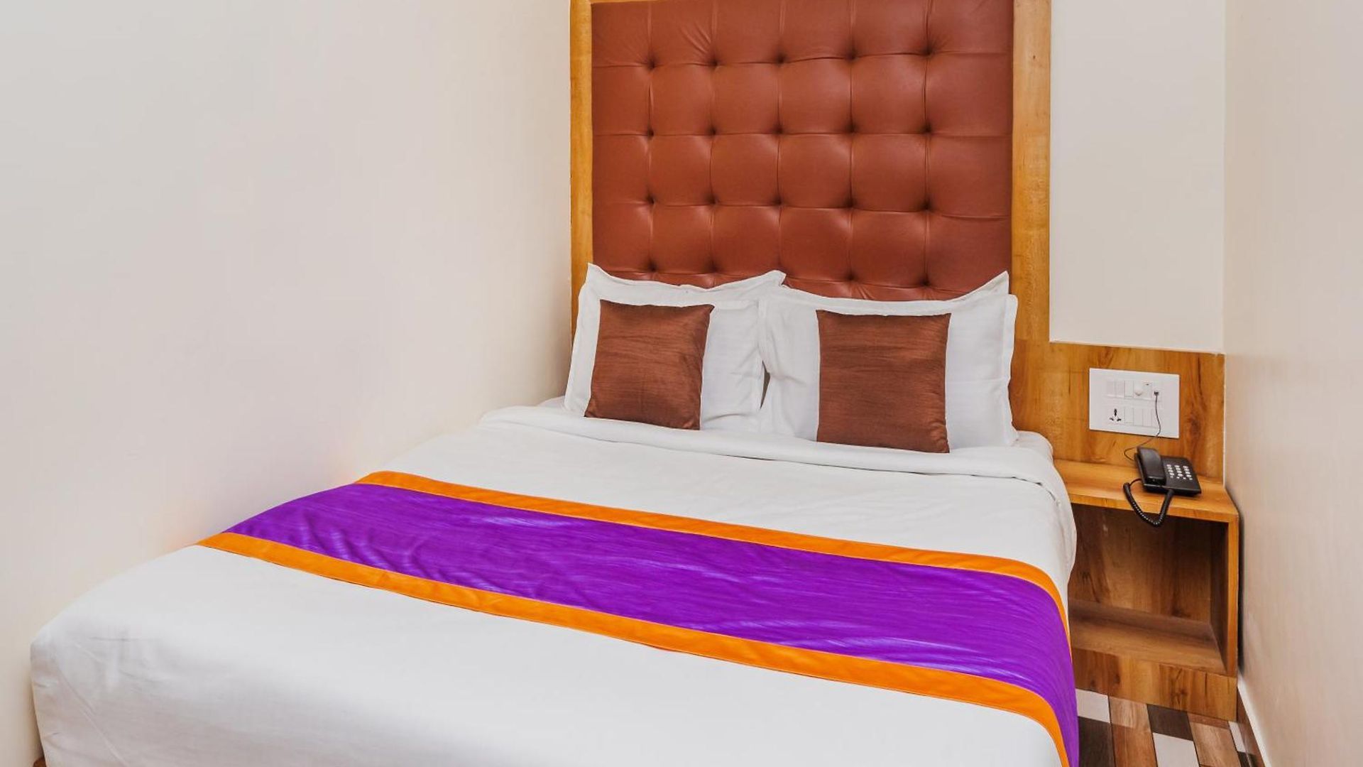 Hotel Era Mumbai