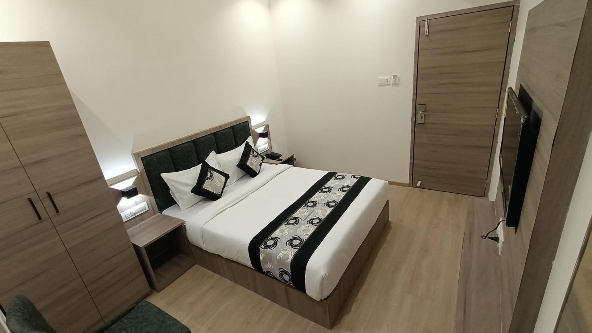 Hotel Beverly Palace Santacruz - Near Bkc - Airport T1 3*
