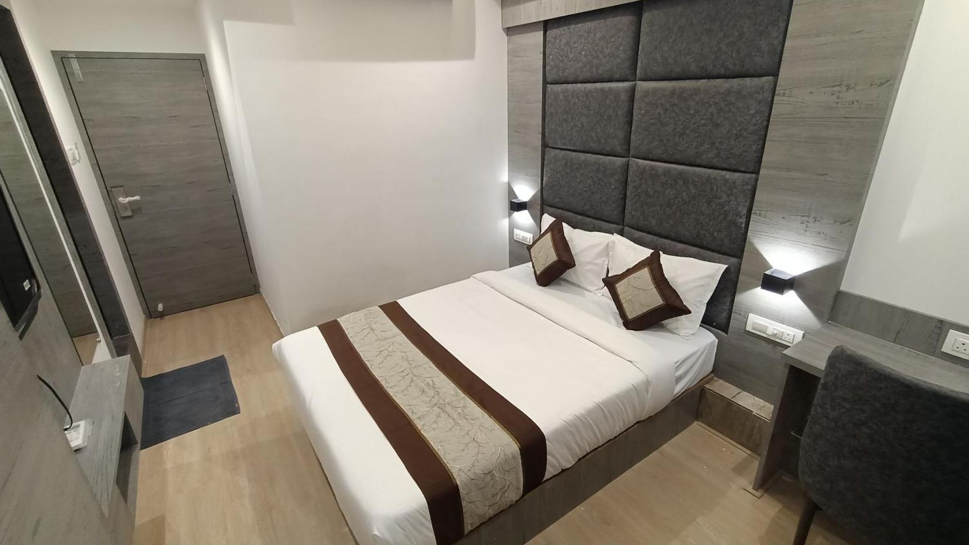 Beverly Palace Santacruz - Near Bkc - Airport T1 Hotel Mumbai