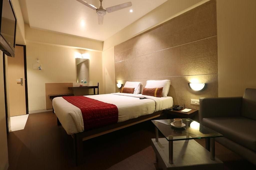 Shilpa Residency Hotel 3*