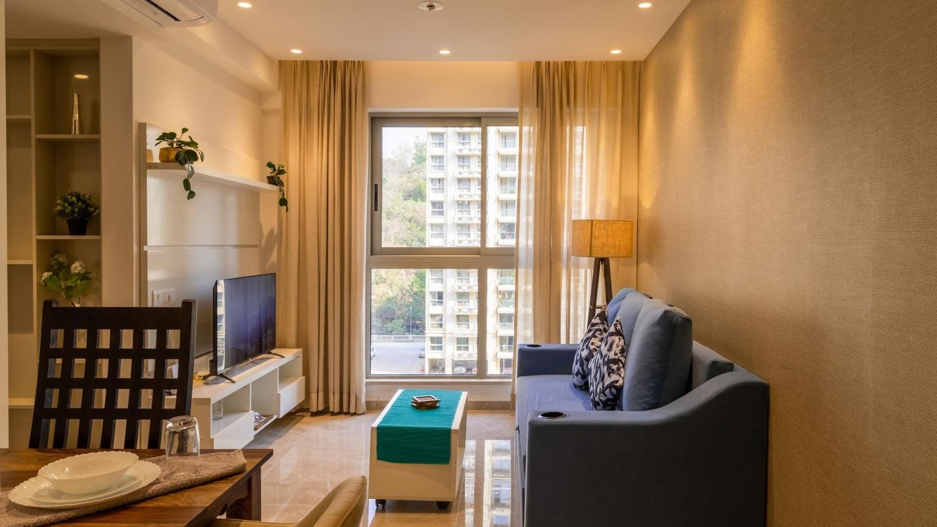 Zenia Luxury Suites And Serviced *