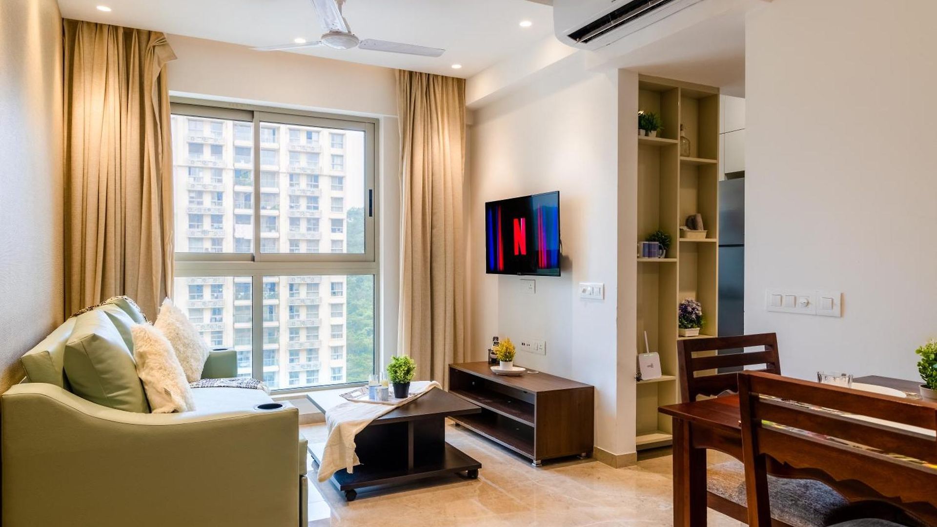 Aparthotel Zenia Luxury Suites And Serviced *
