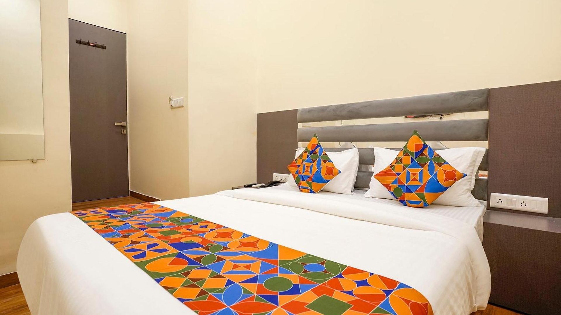 Fabhotel Freedom International - Nr International Airport 3* Mumbai